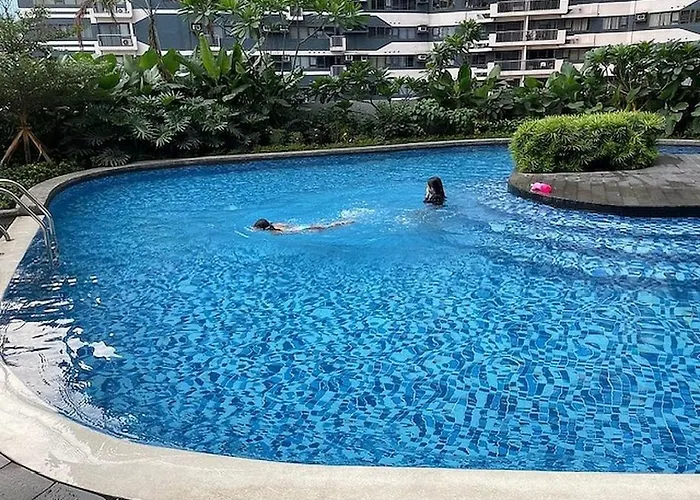 Cozy In Air * Manila